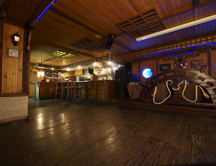 Зал в баре «Морской» - Дом отдыха «Атлас Парк Отель»